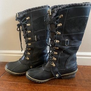 Sorel Conquest Carly Boots Black size 8 (US)